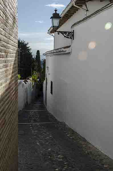 Granada 198 - barrio del Albayzin.jpg
